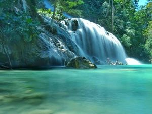 7 Air Terjun di NTT dengan Pemandangan Alam yang Indah