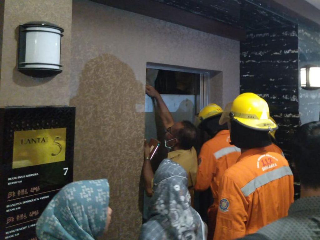 Lift DPRD Surabaya Macet, Ketua Fraksi PKB Terjebak 2,5 Jam