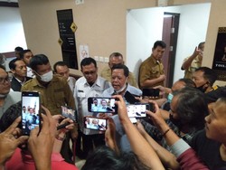 Ketua Fraksi PKB DPRD Surabaya 2,5 jam Terjebak Lift: Nahan Pipis-Istigfar