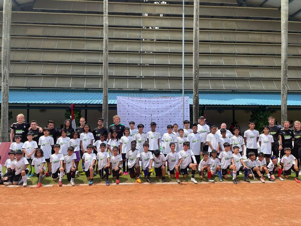 Borussia Moenchengladbach Resmi Luncurkan Akademi di Indonesia