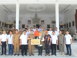 Bupati Serang Salurkan Donasi Rp 506 Juta untuk Korban Gempa Cianjur