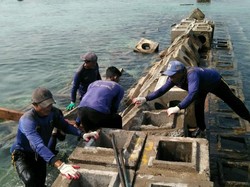 Diterjang Ombak, Tanggul di Pulau Pramuka Kepulauan Seribu Roboh