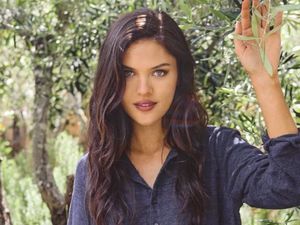 Curhat Model Dilecehkan gegara Punya Wajah Terlalu Cantik