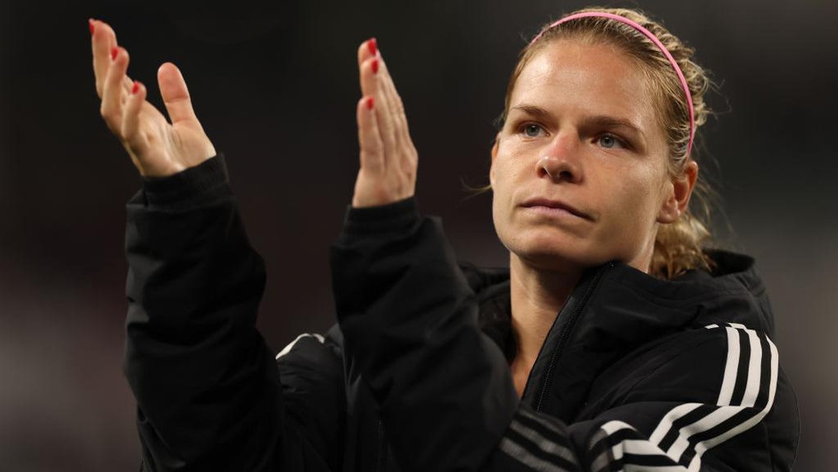 Eugenie Le Sommer masih menjadi striker tersubur di Timnas Prancis, dengan torehan 86 gol. (Foto: Jonathan Moscrop/Getty Images)