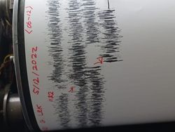 Gunung Semeru Kembali Erupsi, Tinggi Abu Tertutup Kabut