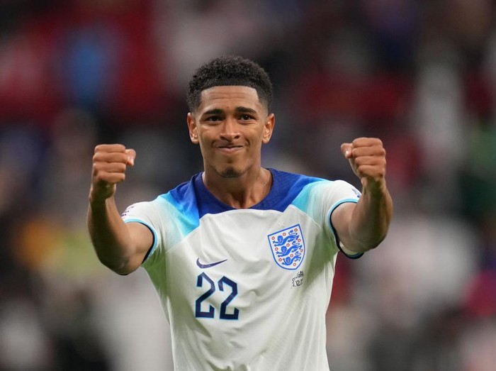 AL KHOR, QATAR - DECEMBER 04: Jude Bellingham of England celebrates following his team's victory in the FIFA World Cup Qatar 2022 Round of 16 match between England and Senegal at Al Bayt Stadium on December 04, 2022 in Al Khor, Qatar. (Photo by Marc Atkins/Getty Images)