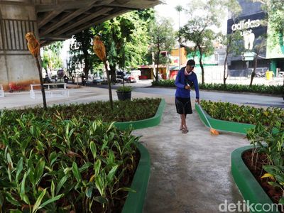 Kolong Tol Becakayu Dipercantik, Kini Lebih Bersih dan Asri