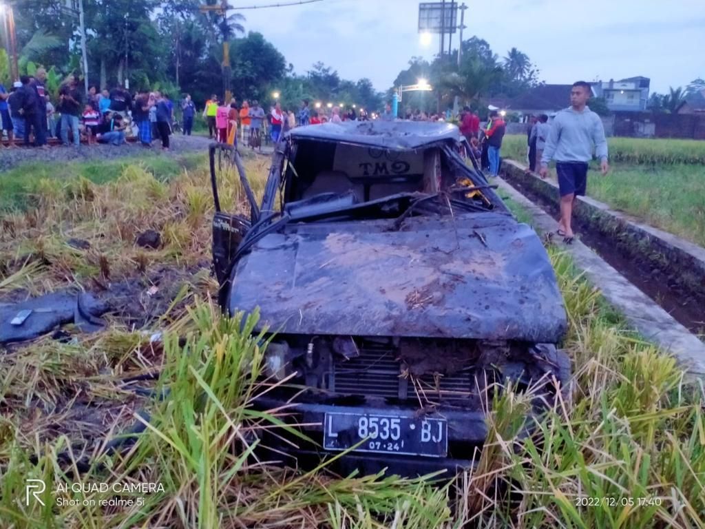 Berikut Identitas 3 Orang Satu Keluarga yang Tewas Tertabrak KA di Malang