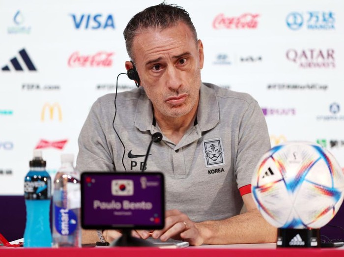 DOHA, QATAR - DECEMBER 01: Paulo Bento, Head Coach of Korea Republic, speaks during the Korea Republic Press Conference at the Main Media Center on December 01, 2022 in Doha, Qatar. (Photo by Mohamed Farag/Getty Images)