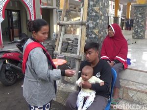 Cerita Warga Lari Kencang Bawa Anak dan Ortu saat Hujan Abu Semeru