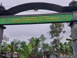 Pengakuan Santri Ponpes Tolak Dievakuasi Saat Erupsi Semeru: Ditarik-Didorong