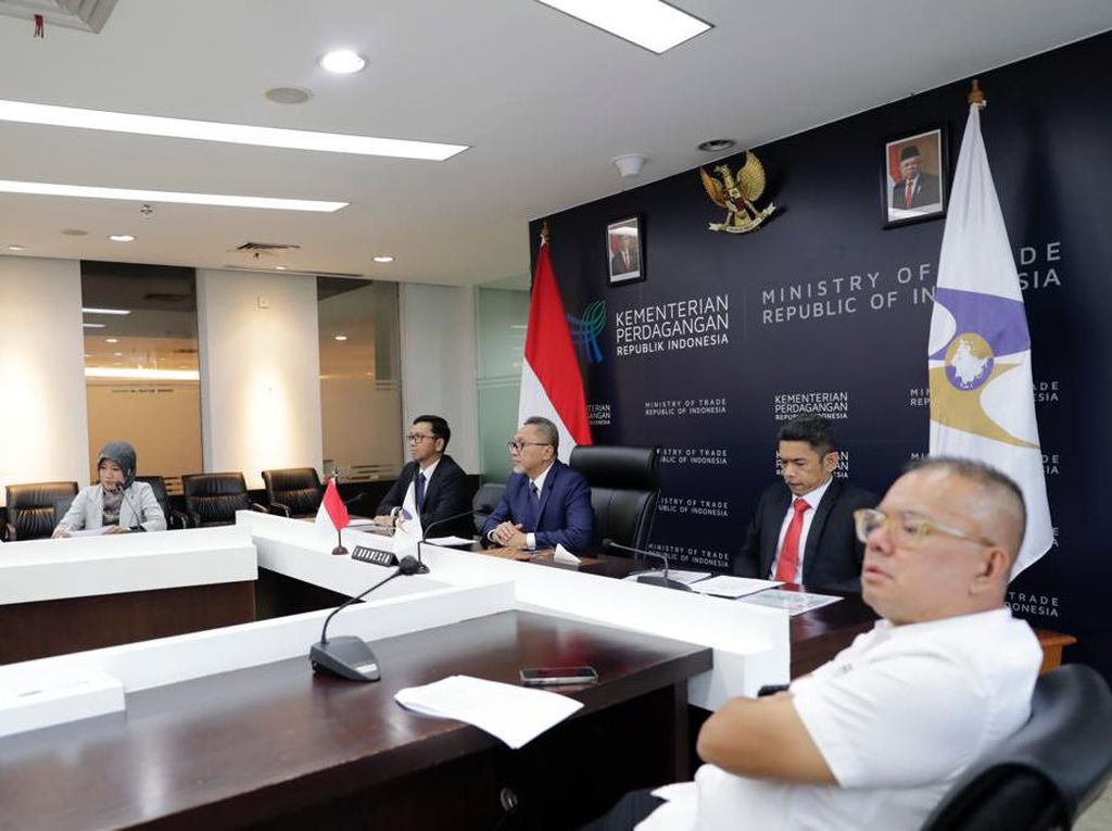 RI Bidik Ekspor Sawit-Sepatu lewat Kerja Sama dengan Rusia-Kazakhstan RI Bidik Ekspor Sawit-Sepatu lewat Kerja Sama dengan Rusia-Kazakhstan