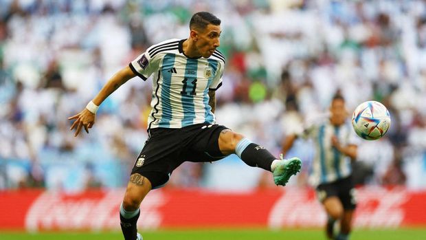 Soccer Football - FIFA World Cup Qatar 2022 - Group C - Argentina v Saudi Arabia - Lusail Stadium, Lusail, Qatar - November 22, 2022 Argentina's Angel Di Maria in action REUTERS/Hannah Mckay