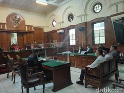 Sidang Perosotan Kenpark Ambrol, 3 Terdakwa Didakwa UU Perlindungan Konsumen