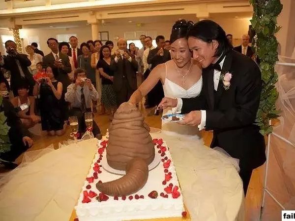 10 Menu Makanan Aneh di Pesta Pernikahan,Ada Tikus hingga Ikan Hiu