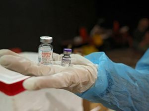 Bos Bio Farma Buka-bukaan Stok Vaksin COVID-19 Jelang Akhir Tahun, Aman?