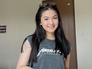 Aisyah Aqilah Sedih Bahas Jadi Tulang Punggung Keluarga Usai Ayah Meninggal Aisyah Aqilah Sedih Bahas Jadi Tulang Punggung Keluarga Usai Ayah Meninggal