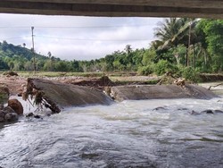 Banjir Bandang di Desa Sebeok, Hektaran Sawah Hilang-Jembatan Jebol