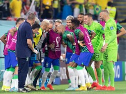 Tarian Tite dan Pemain Brasil Bukan untuk Ledek Korea Selatan