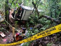 Berita Dan Informasi Bus Masuk Jurang Magetan Terkini Dan Terbaru Hari ...