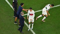 Buat Portugal, laga itu sendiri tidak lagi menentukan karena sudah memastikan lolos. Foto: Getty Images/Dan Mullan
