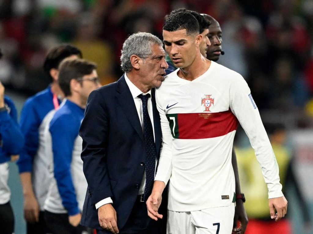 Ronaldo Ngambek saat Diganti, Disentil Pelatih Portugal