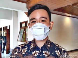 Gibran soal Rebutan Makanan di Tasyakuran Kaesang: Bukan Ra Tau Mangan tapi... Gibran soal Rebutan Makanan di Tasyakuran Kaesang: Bukan Ra Tau Mangan tapi...