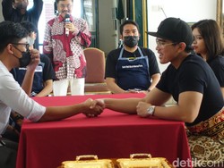 Momen Allen Gudono Wali Nikah Erina Bertemu Kaesang Saat Geladi