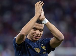 Tiap Jadi Man of the Match, Kenapa Mbappe Selalu Tutupi Merek Alkohol? Tiap Jadi Man of the Match, Kenapa Mbappe Selalu Tutupi Merek Alkohol?