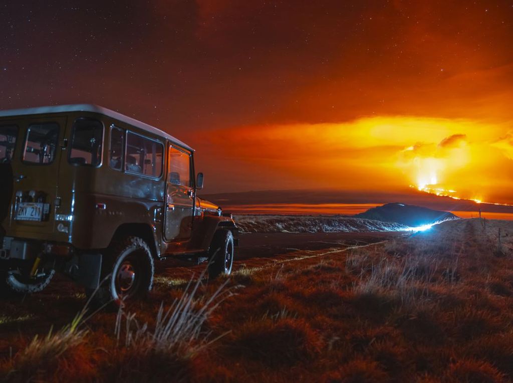 Langit Hawaii Merah Membara Terbias Letusan Gunung Mauna Loa Langit Hawaii Merah Membara Terbias Letusan Gunung Mauna Loa