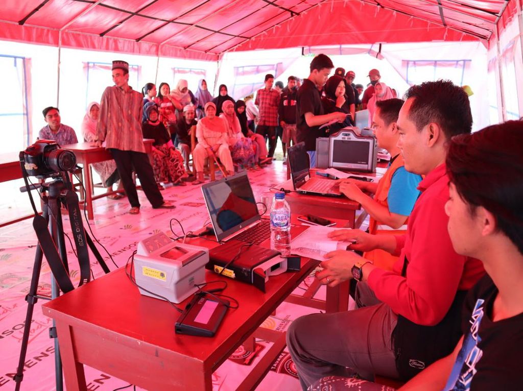 Kemensos Hadirkan Fasilitas Cetak Ulang Identitas di Cianjur