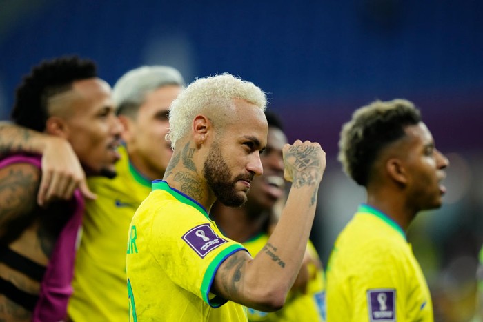Neymar left winger of Brazil and Paris Saint-Germain celebrates victory after during the FIFA World Cup Qatar 2022 Round of 16 match between Brazil and South Korea at Stadium 974 on December 5, 2022 in Doha, Qatar. (Photo by Jose Breton/Pics Action/NurPhoto via Getty Images)