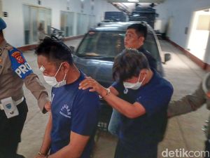 Polisi Tangkap 2 Pencuri Modus Ganjal ATM di Bandung