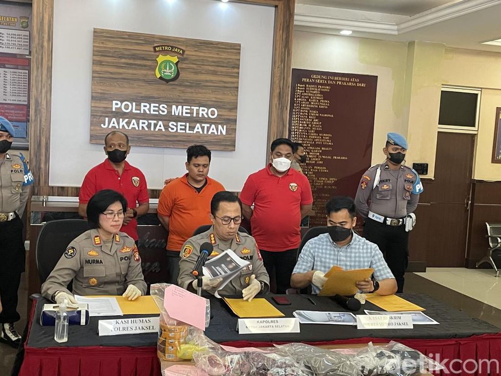 Terungkap 5 Fakta Balita Grace Tewas Dianiaya Pacar Ibu Terungkap 5 Fakta Balita Grace Tewas Dianiaya Pacar Ibu
