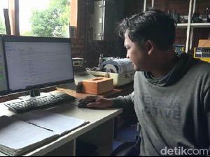 PVMBG Sebut Erupsi Semeru Tak Pengaruhi Status Gunung Bromo