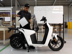 Rencana Subsidi Rp 6,5 Juta, Ini Respon Merek Motor Listrik Buatan Cikupa