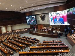 Formappi Kritik Absen Fisik Paripurna KUHP, Anggota DPR: Rapat Masih Hybrid