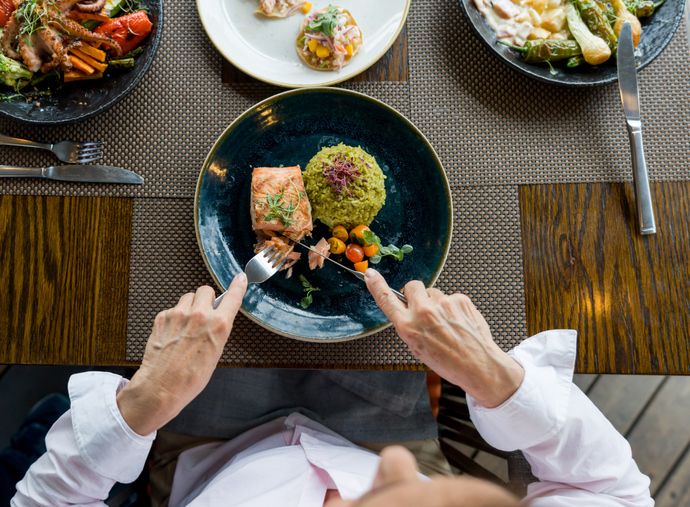 Mengenal Istilah 'Mindful Eating' agar Tak Makan Berlebih