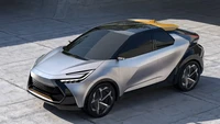 Toyota C-HR Prologue Diperkenalkan: Bodi Kompak, Tampilan Bengis