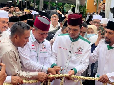 UAS dan Umar Kei Resmikan Masjid Ar-Romlah