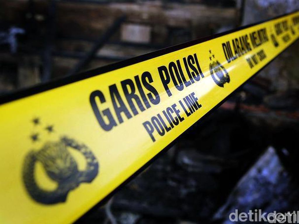 Terduga Pelaku Bom Bunuh Diri di Polsek Astana Anyar Eks Napiter Terduga Pelaku Bom Bunuh Diri di Polsek Astana Anyar Eks Napiter
