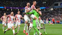 Kroasia kemudian menambah wakil Eropa di delapan besar, setelah menyingkirkan Jepang lewat adu penalti. (Dan Mullan/Getty Images)  