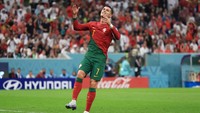Laga 16 besar Piala Dunia 2022 tuntas pada Rabu (7/12/2022) dini hari tadi. Portugal menjadi tim terakhir yang memastikan merebut tiket delapan besar lewat kemenangan sensasional 6-1 atas Swiss. (Buda Mendes/Getty Images)  