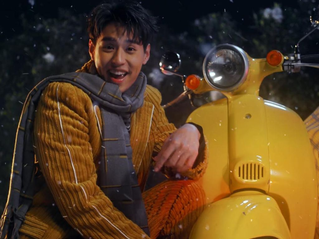 Billkin Ingin Jadi Mr. Everything Buat Kamu di Lagu Terbaru Billkin Ingin Jadi Mr. Everything Buat Kamu di Lagu Terbaru