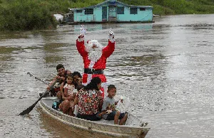 Bukan Rusa, Ini Kendaraan Santa-santa di Berbagai Belahan Dunia Bukan Rusa, Ini Kendaraan Santa-santa di Berbagai Belahan Dunia