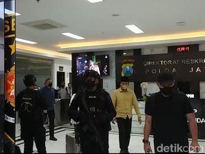 5 Tersangka yang Ditangkap Bersama Bupati Bangkalan Adalah Kepala Dinas