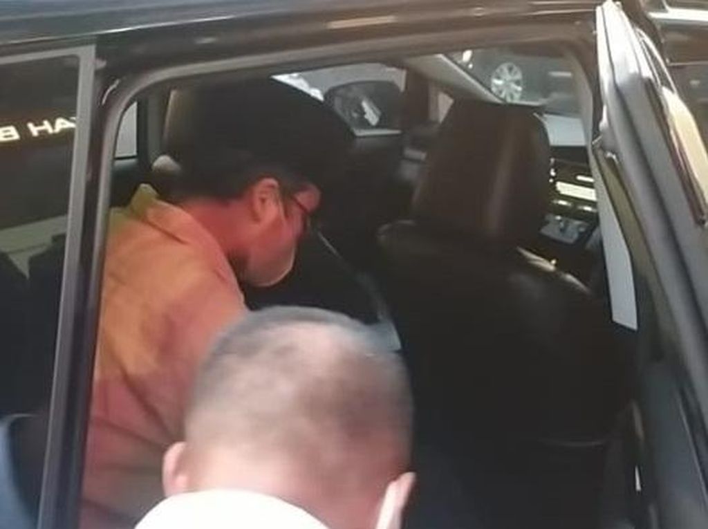 KPK Tangkap Bupati Bangkalan Tersangka Jual Beli jabatan KPK Tangkap Bupati Bangkalan Tersangka Jual Beli jabatan