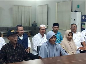 Video Lansia Ngaku Imam Mahdi dan Ratu Adil Ternyata Direkam Anak Kecil Video Lansia Ngaku Imam Mahdi dan Ratu Adil Ternyata Direkam Anak Kecil