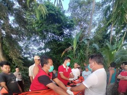 Geger! Warga Mengwi Temukan Mayat Mengambang di Parit