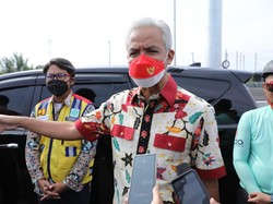 Ganjar Pastikan Tol Semarang-Demak Bisa Digunakan Saat Nataru